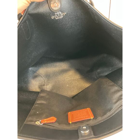 Coach City Tote Bag In Signature Canvas With Bow Print - Picture 6 of 8